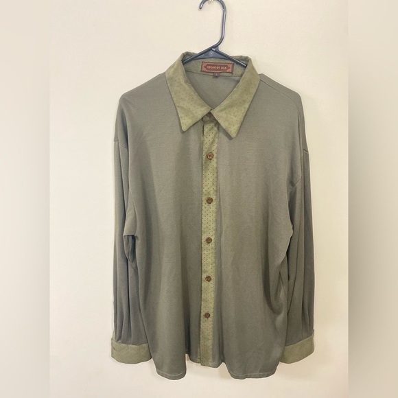 Creme de silk Other - Vintage CREME DE SILK Olive Green Button Down Men's shirt size Large.excellent